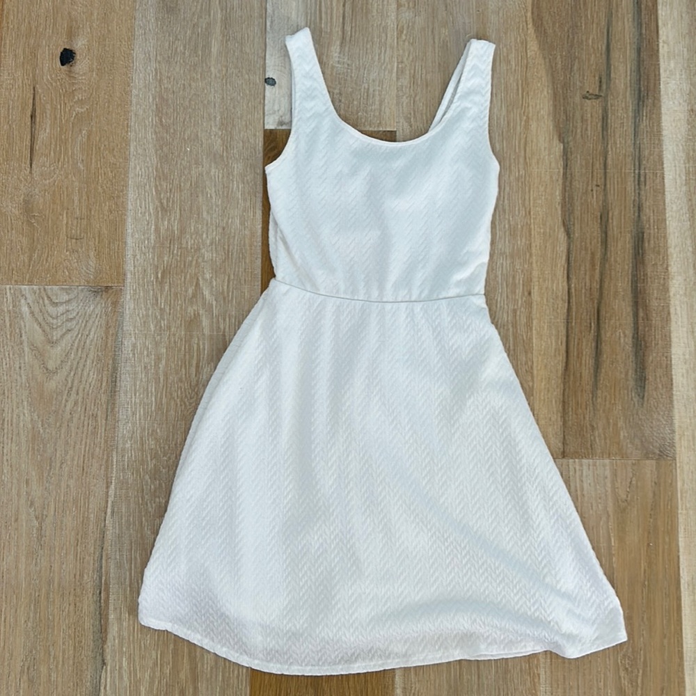 White fit and flare dress size xs - Picture 1 of 4
